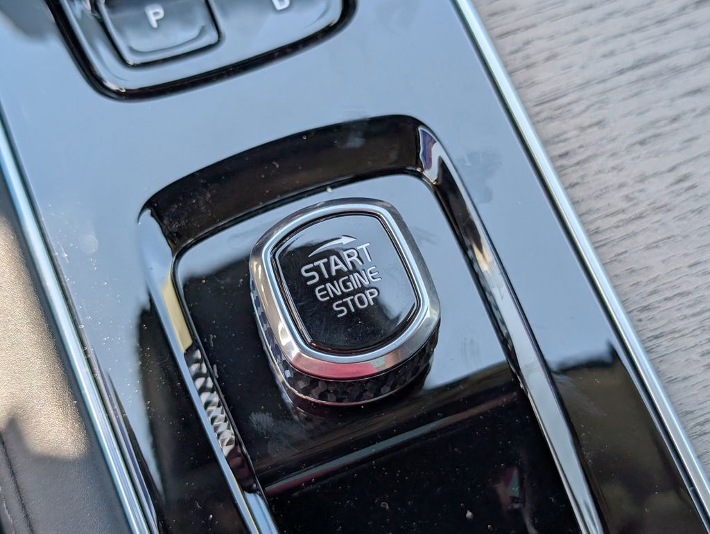 2026 Volvo XC90 B6 Plus 6-Seater Hunt Valley MD