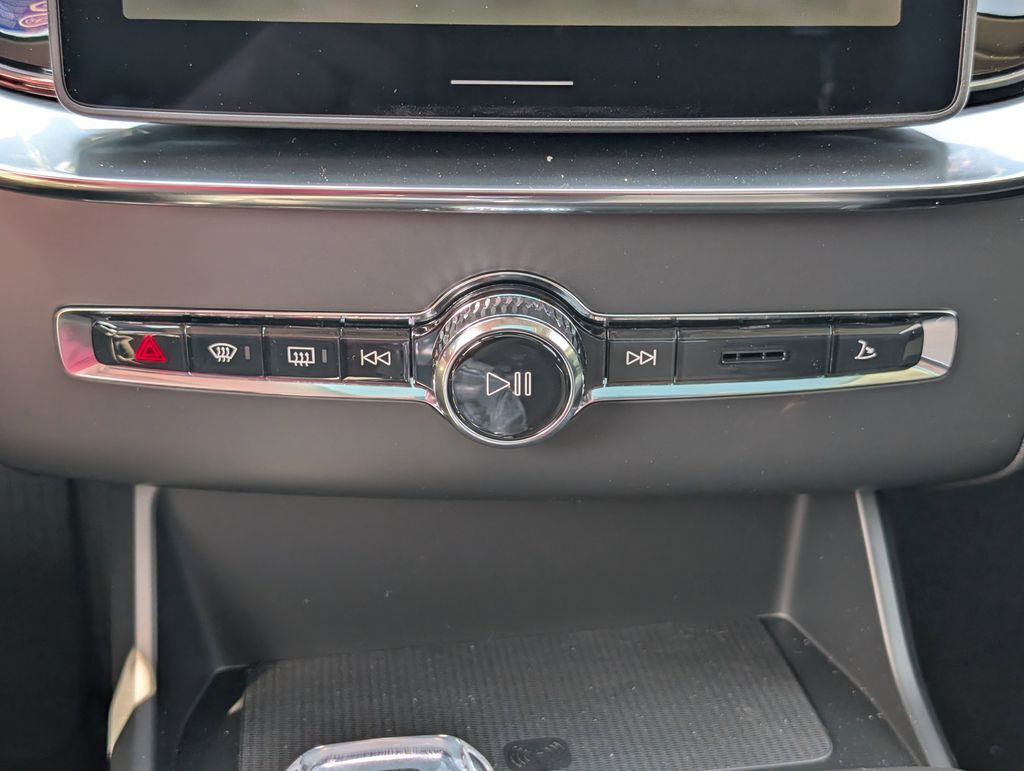 2026 Volvo XC90 B6 Plus 6-Seater Hunt Valley MD