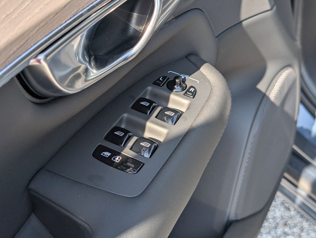 2026 Volvo XC90 B6 Plus 6-Seater Hunt Valley MD