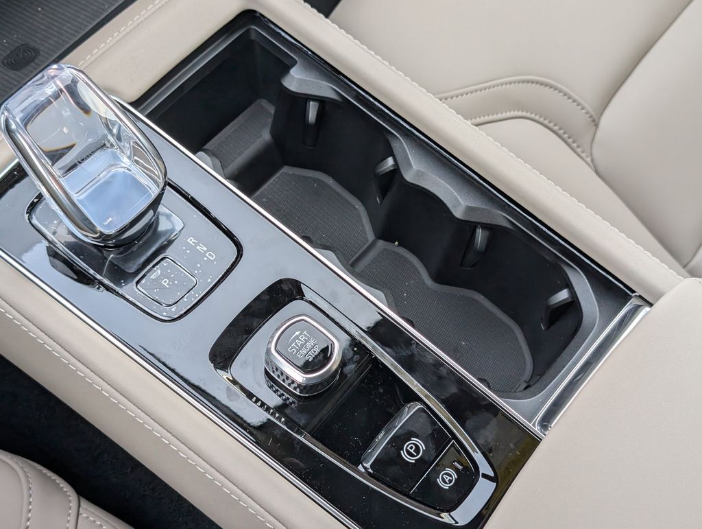 2026 Volvo XC90 B6 Plus 6-Seater Hunt Valley MD