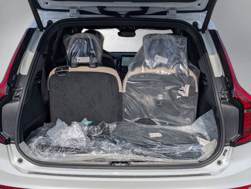 2026 Volvo XC90 B6 Plus 6-Seater Hunt Valley MD