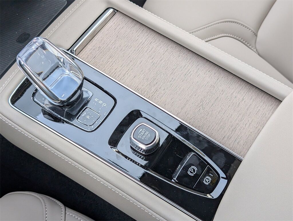 2026 Volvo XC90 B6 Plus 6-Seater Hunt Valley MD