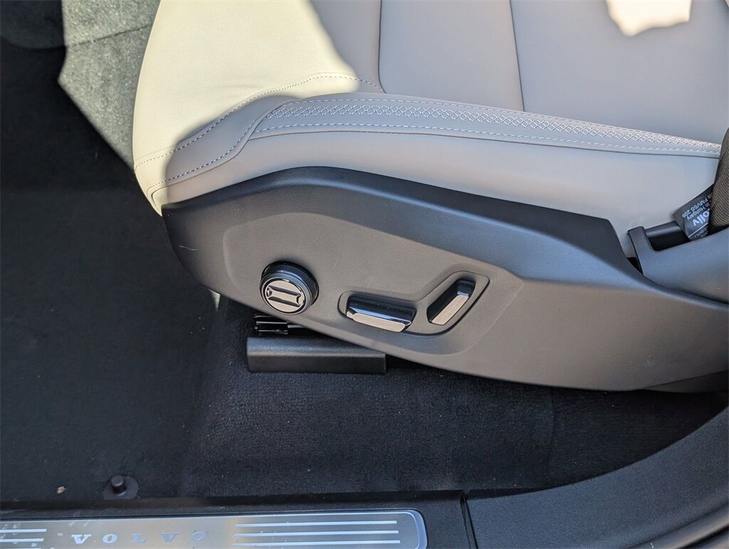 2026 Volvo XC90 B6 Plus 6-Seater Hunt Valley MD