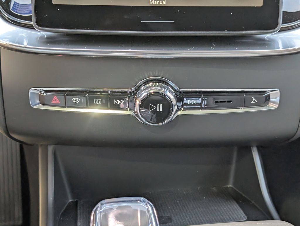 2026 Volvo XC90 B6 Plus 6-Seater Hunt Valley MD