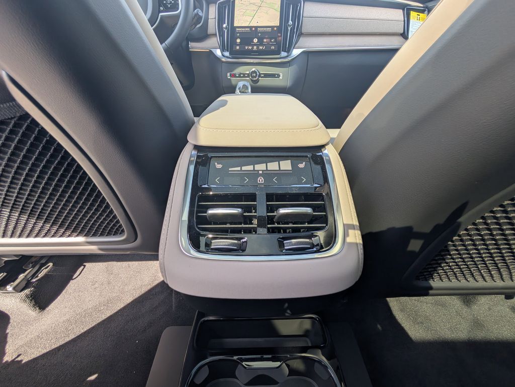 2026 Volvo XC90 B6 Plus 6-Seater Hunt Valley MD