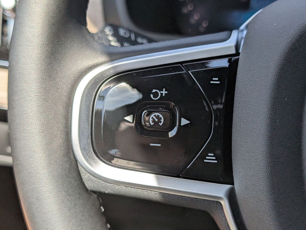 2026 Volvo XC90 B6 Plus 6-Seater Hunt Valley MD