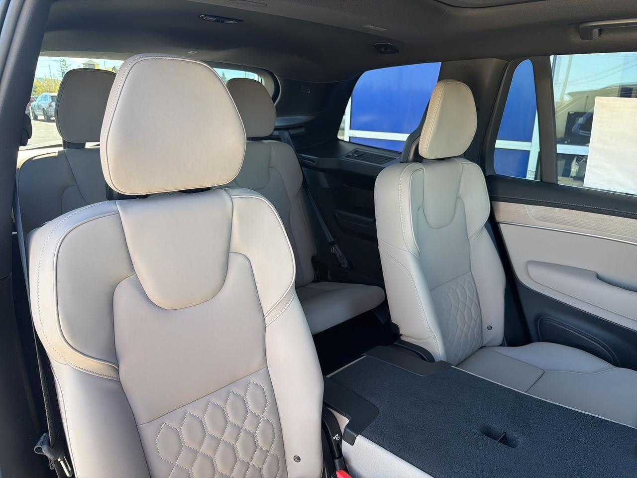 2026 Volvo XC90 B6 Plus 7-Seater Bend OR