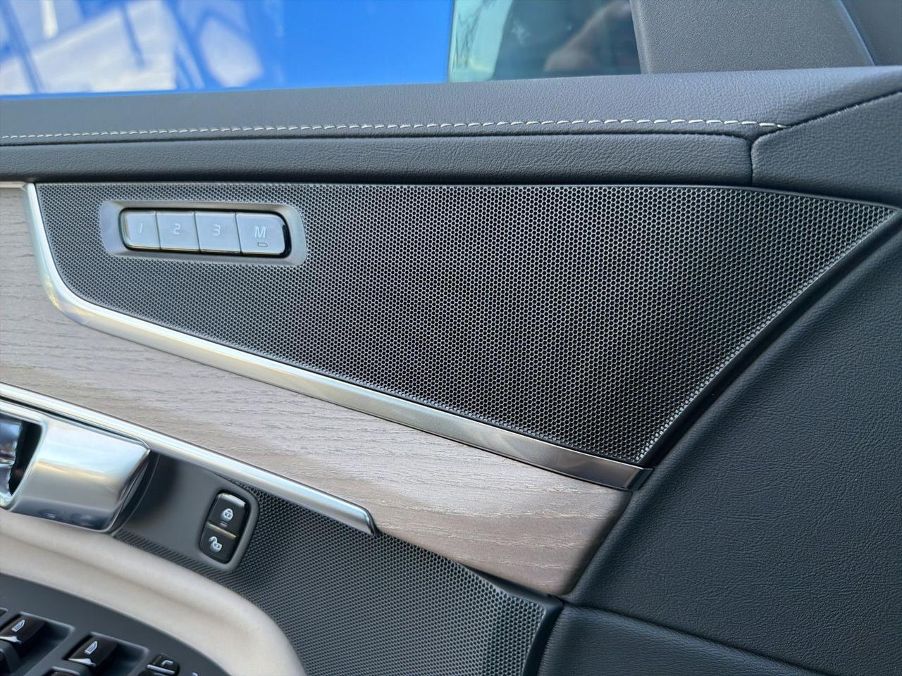 2026 Volvo XC90 B6 Plus 7-Seater Bend OR