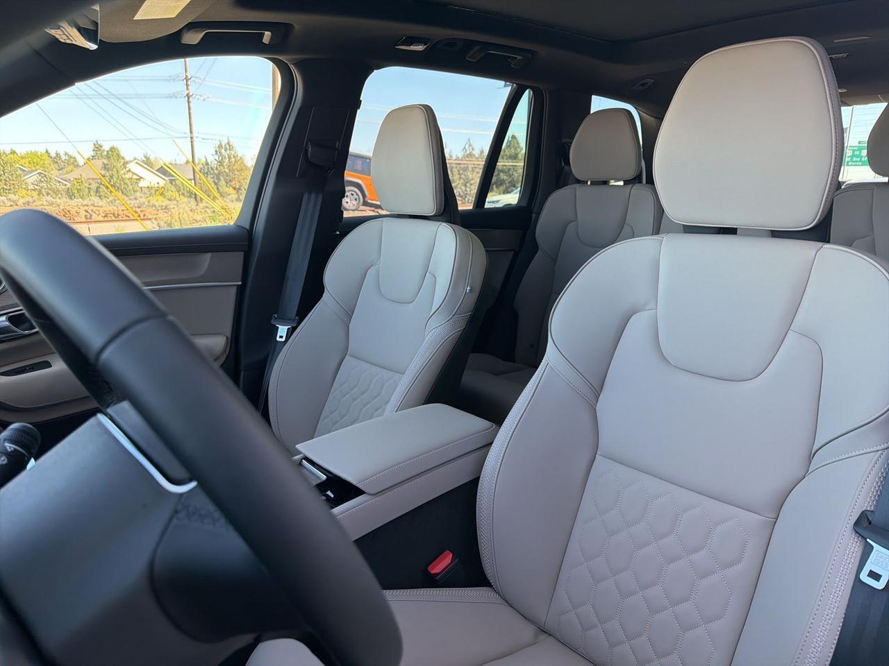 2026 Volvo XC90 B6 Plus 7-Seater Bend OR