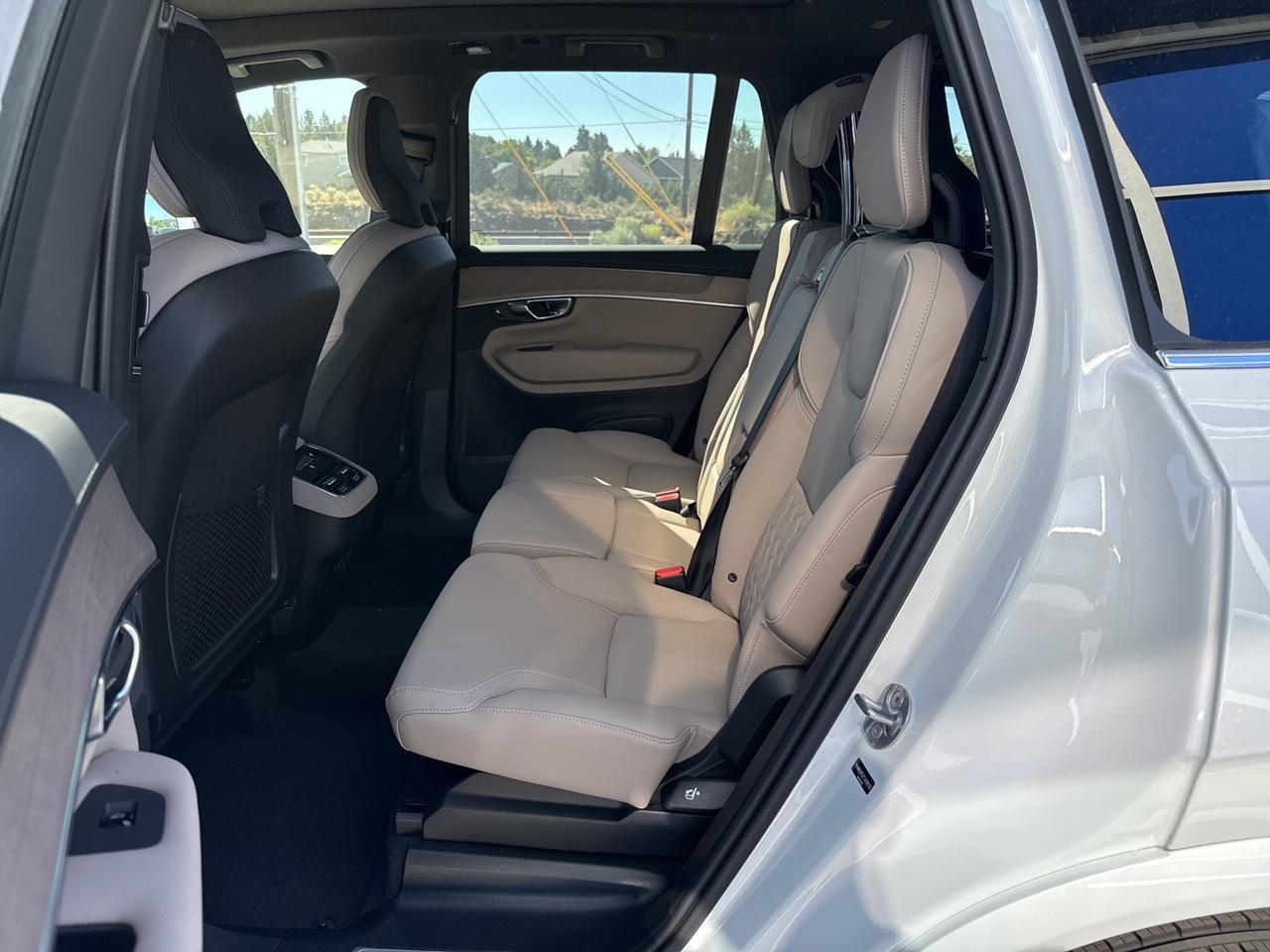 2026 Volvo XC90 B6 Plus 7-Seater Bend OR