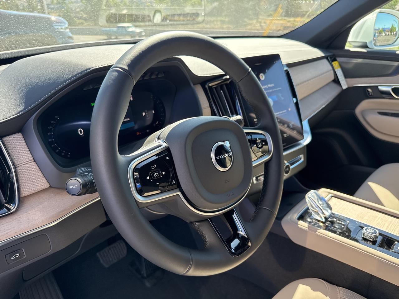 2026 Volvo XC90 B6 Plus 7-Seater Bend OR