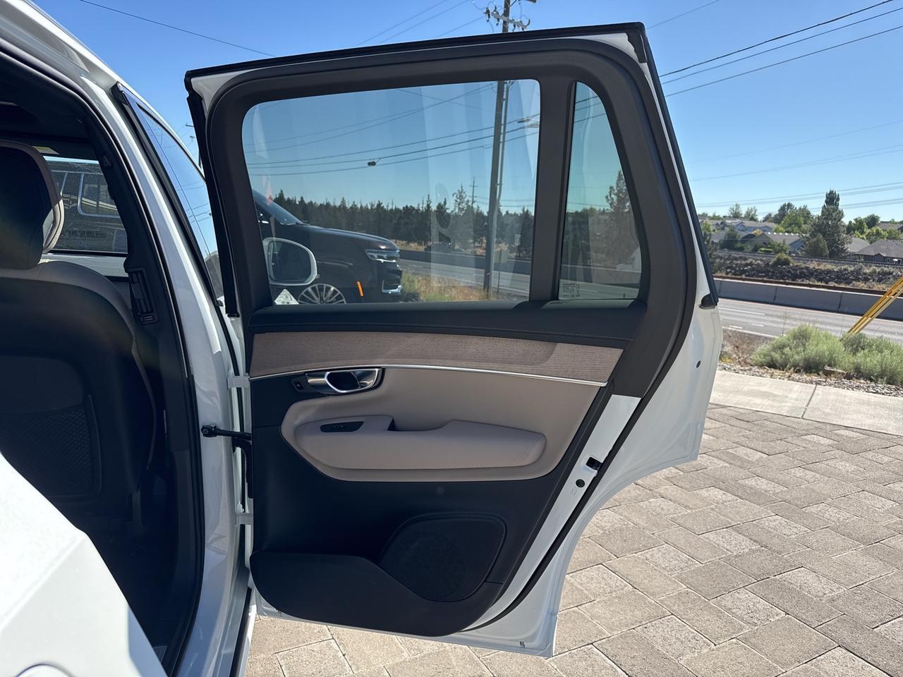 2026 Volvo XC90 B6 Plus 7-Seater Bend OR