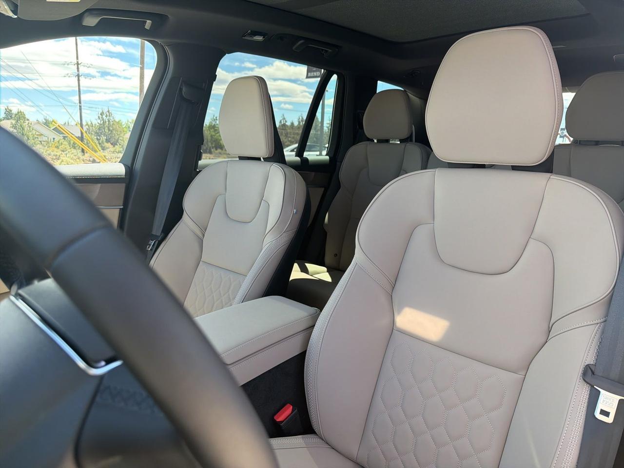 2026 Volvo XC90 B6 Plus 7-Seater Bend OR