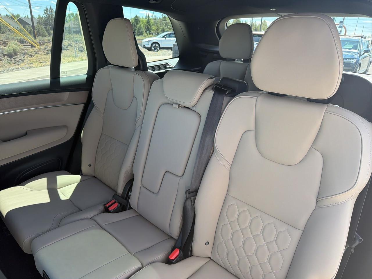 2026 Volvo XC90 B6 Plus 7-Seater Bend OR