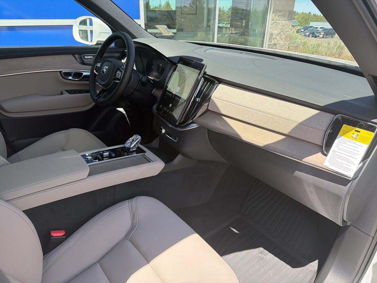 2026 Volvo XC90 B6 Plus 7-Seater Bend OR
