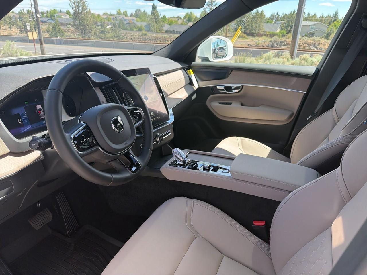 2026 Volvo XC90 B6 Plus 7-Seater Bend OR