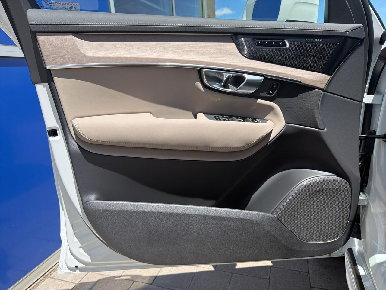 2026 Volvo XC90 B6 Plus 7-Seater Bend OR
