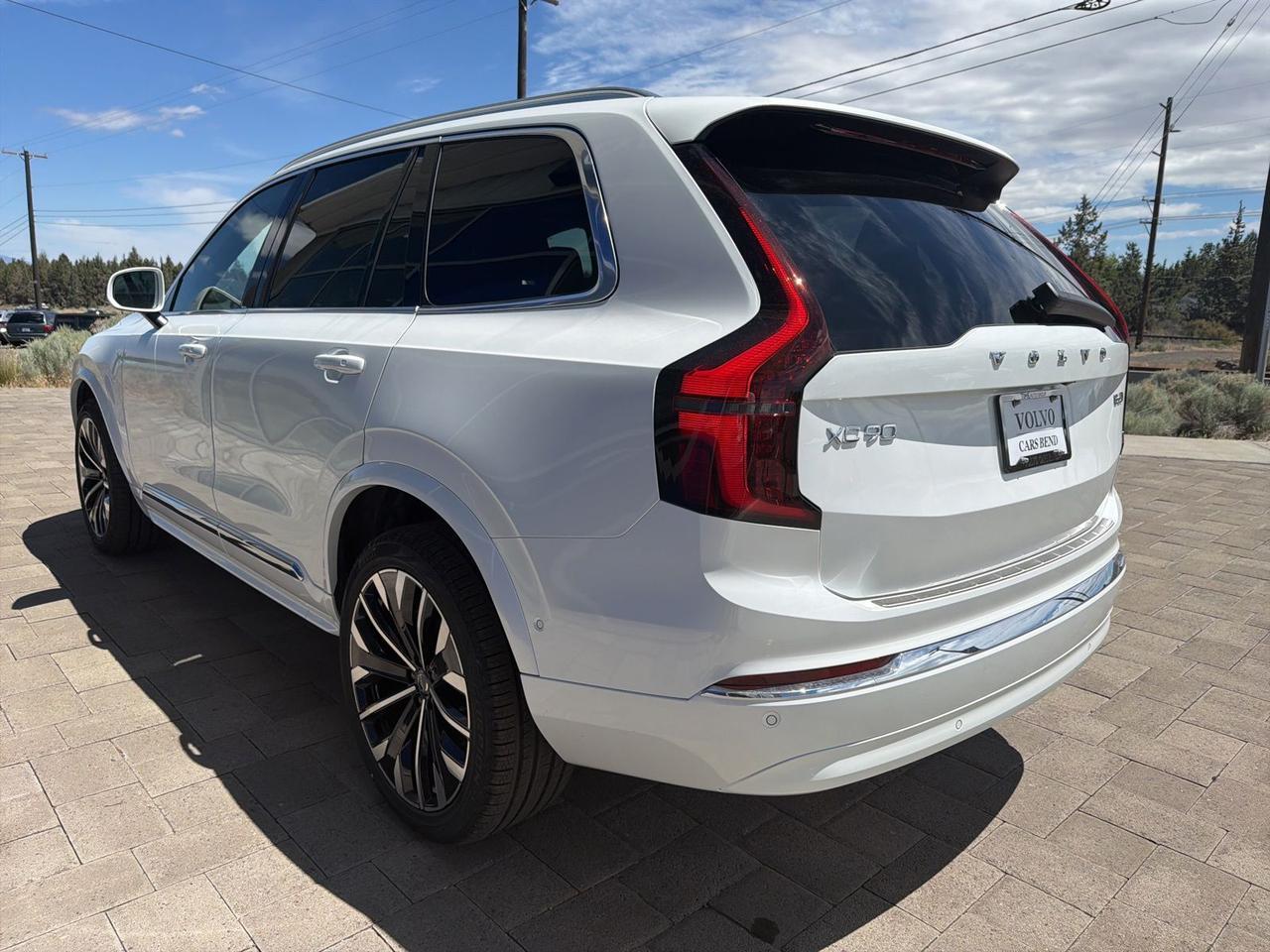 2026 Volvo XC90 B6 Plus 7-Seater Bend OR