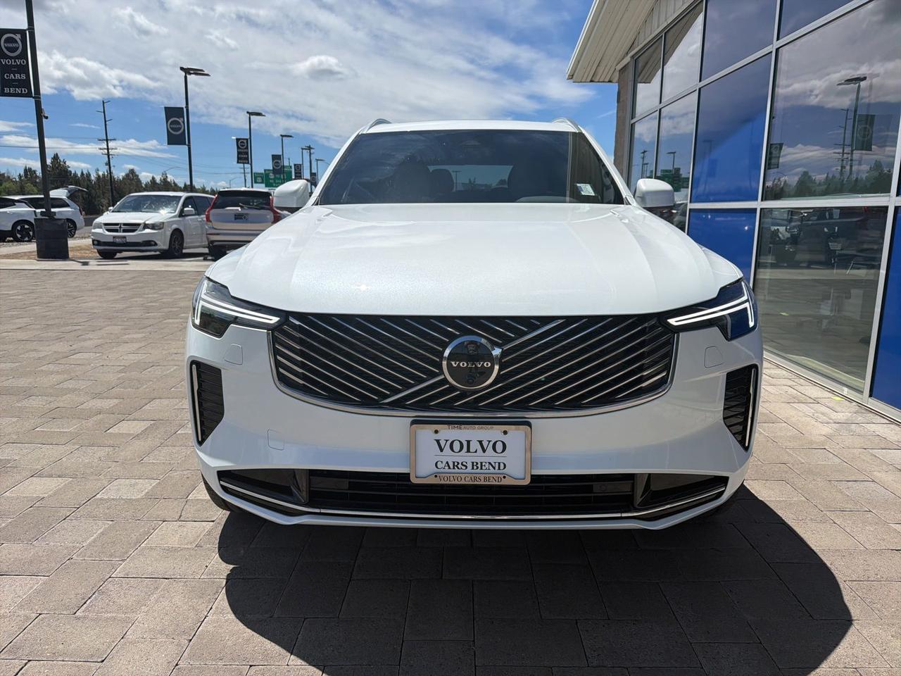 2026 Volvo XC90 B6 Plus 7-Seater Bend OR