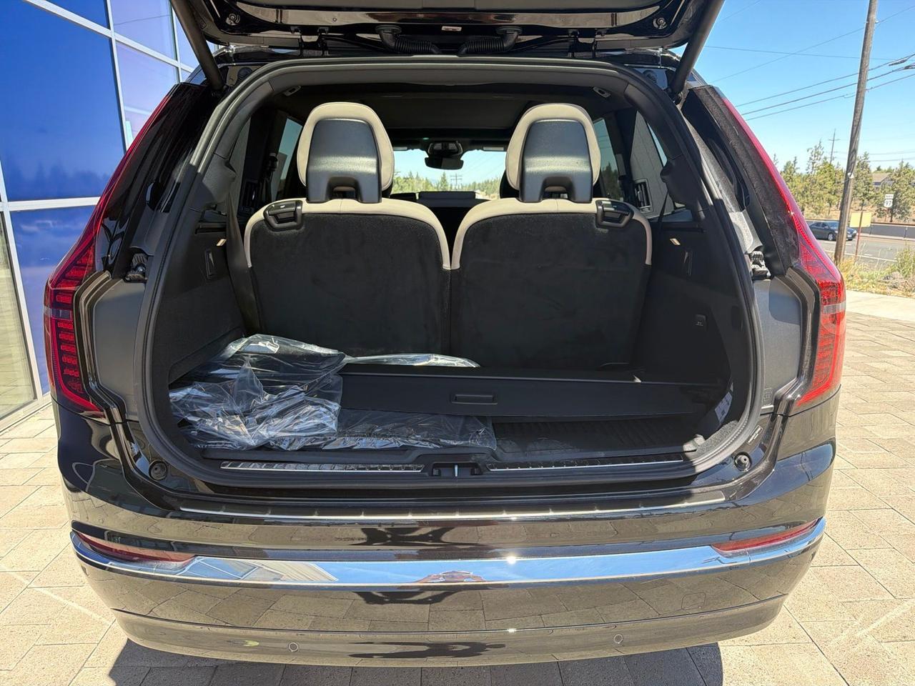 2026 Volvo XC90 B6 Plus 7-Seater Bend OR