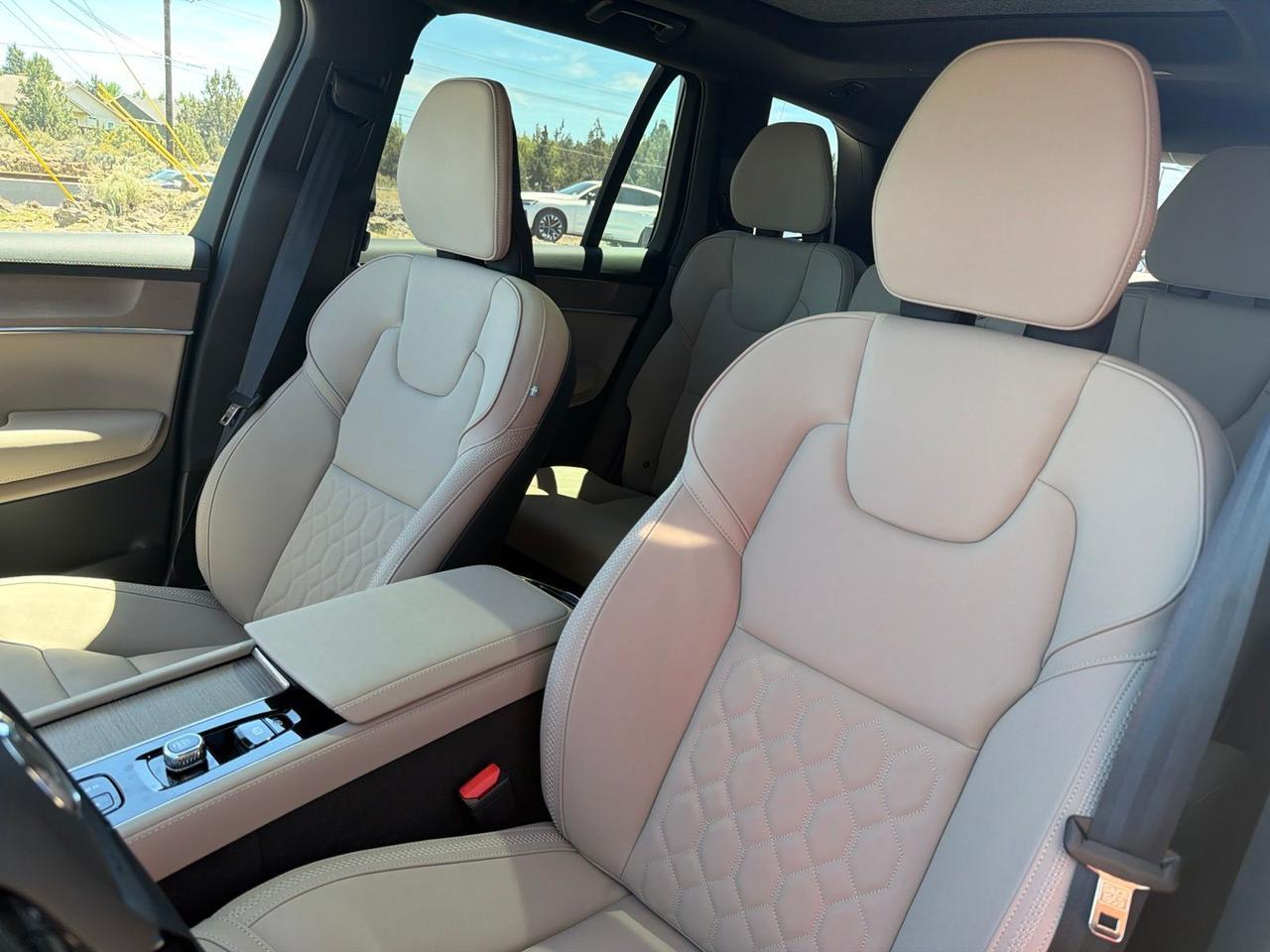 2026 Volvo XC90 B6 Plus 7-Seater Bend OR