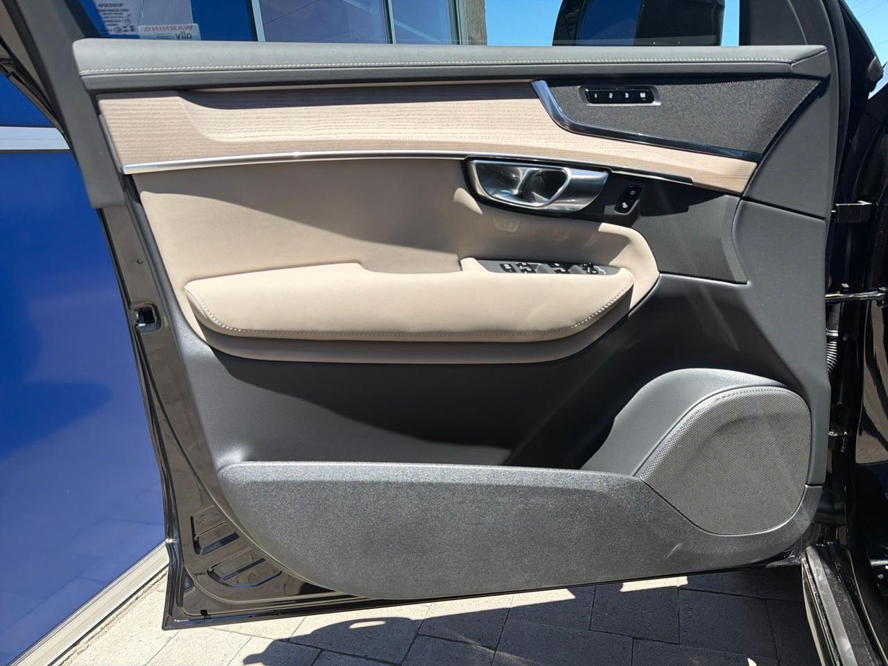 2026 Volvo XC90 B6 Plus 7-Seater Bend OR