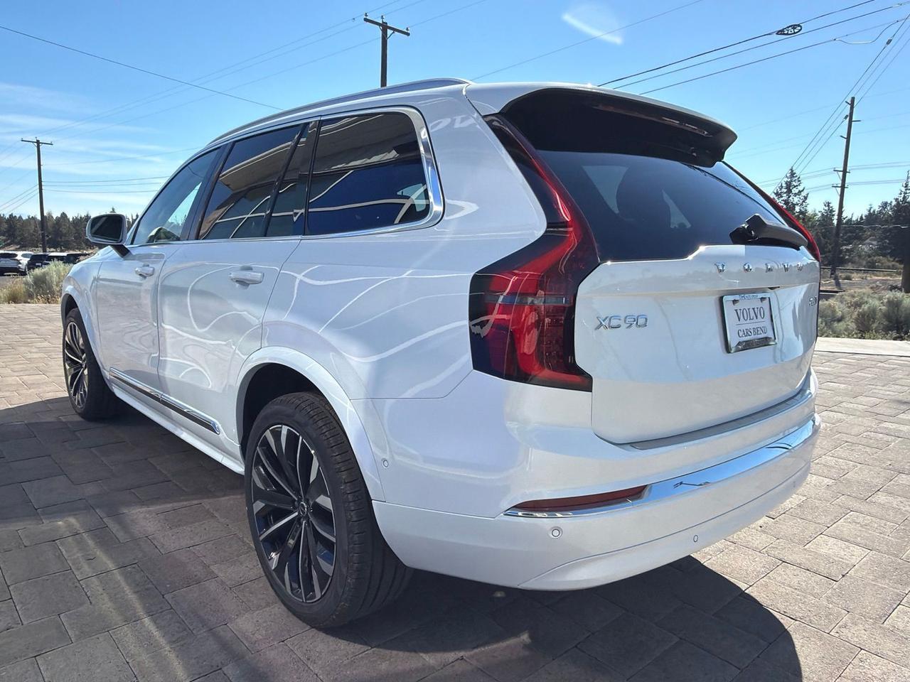 2026 Volvo XC90 B6 Plus 7-Seater Bend OR