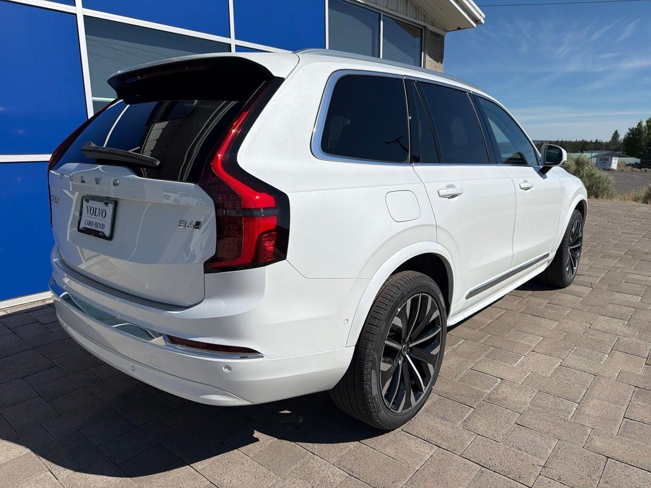 2026 Volvo XC90 B6 Plus 7-Seater Bend OR