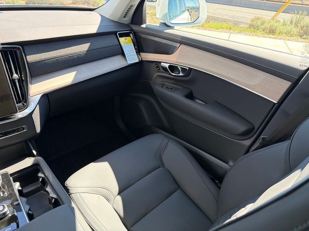 2026 Volvo XC90 B6 Plus 7-Seater Bend OR