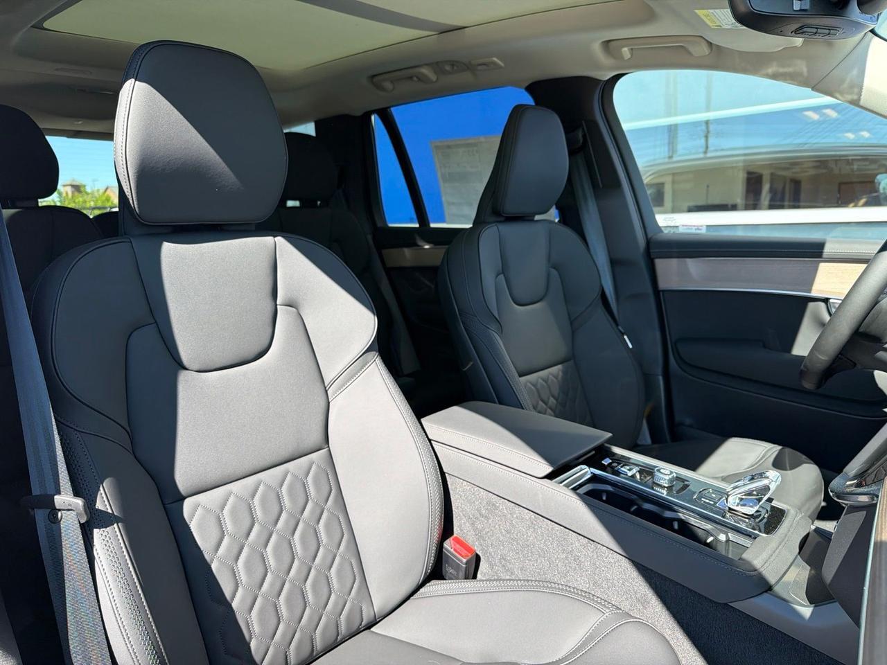 2026 Volvo XC90 B6 Plus 7-Seater Bend OR