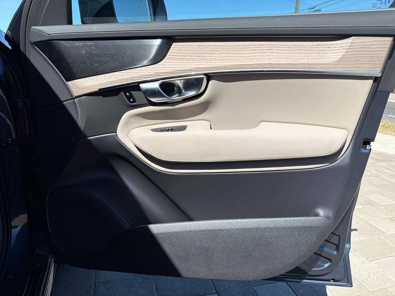 2026 Volvo XC90 B6 Plus 7-Seater Bend OR