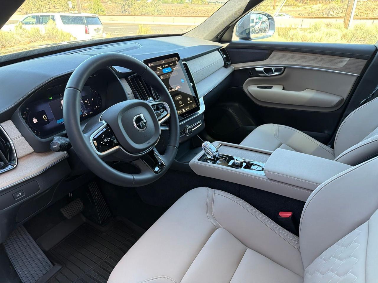 2026 Volvo XC90 B6 Plus 7-Seater Bend OR