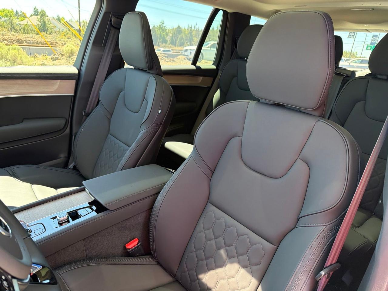 2026 Volvo XC90 B6 Plus 7-Seater Bend OR