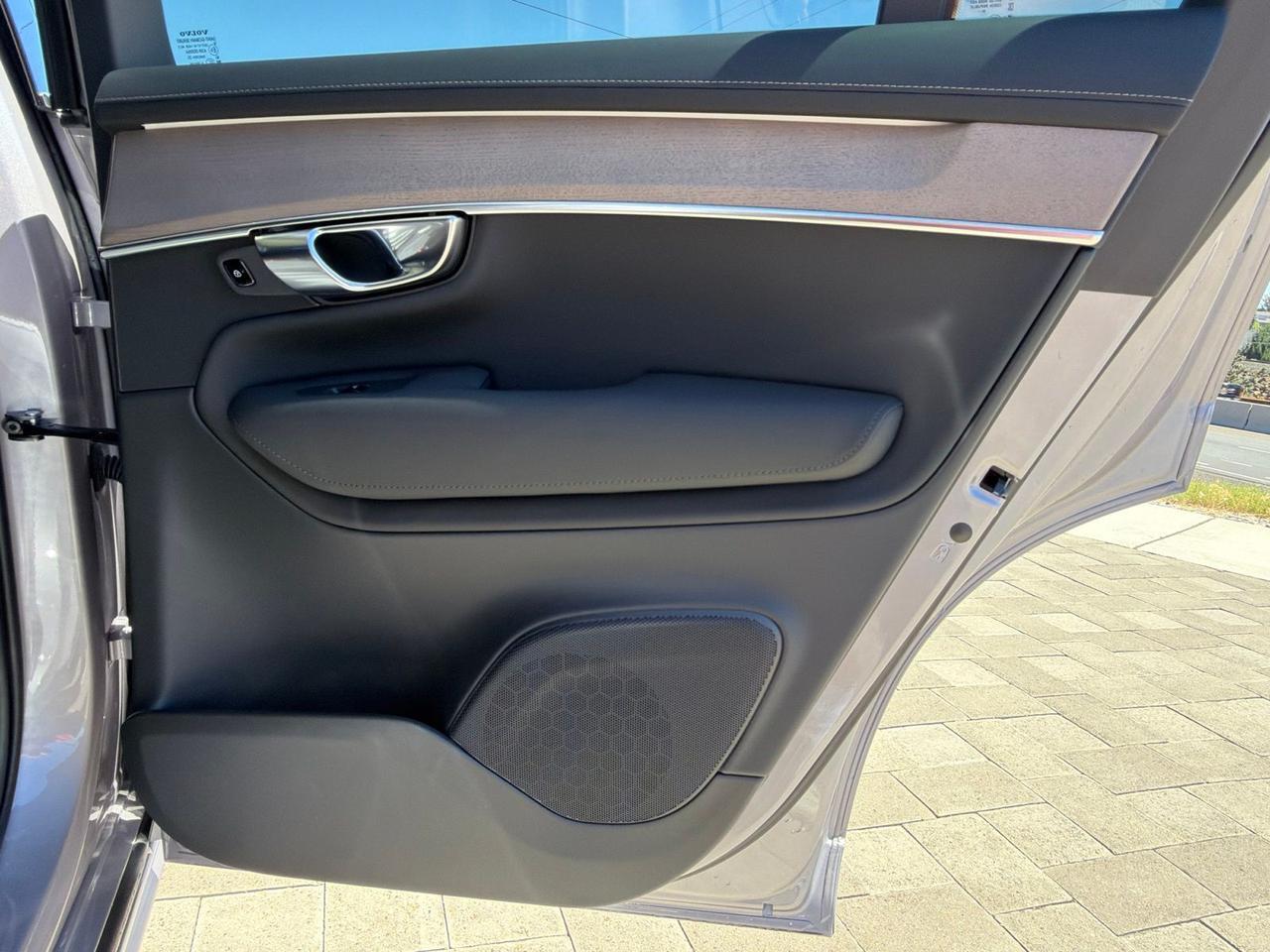 2026 Volvo XC90 B6 Plus 7-Seater Bend OR
