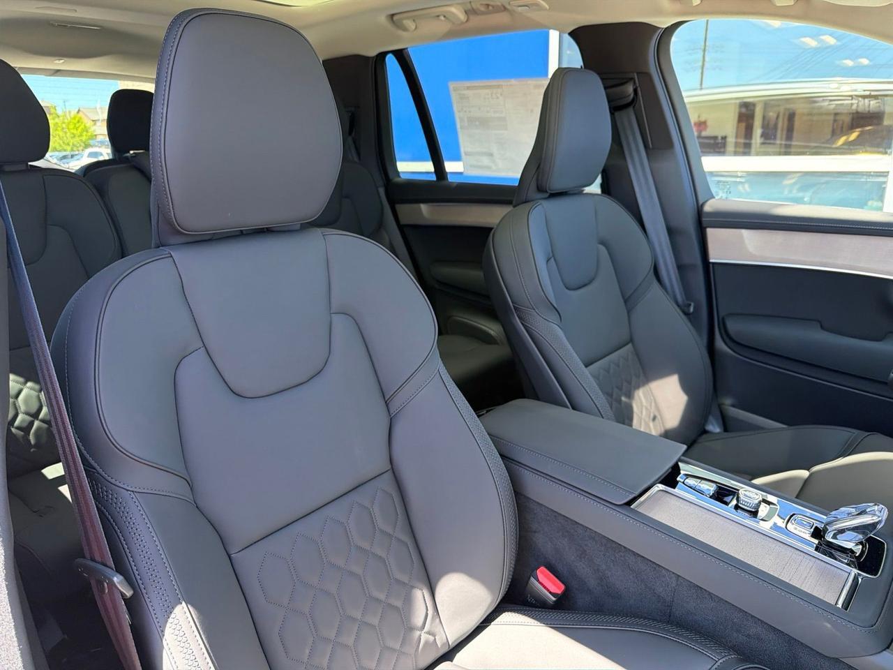 2026 Volvo XC90 B6 Plus 7-Seater Bend OR