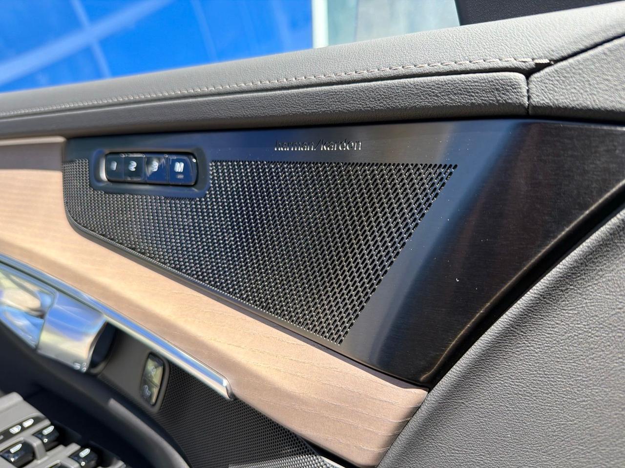 2026 Volvo XC90 B6 Plus 7-Seater Bend OR