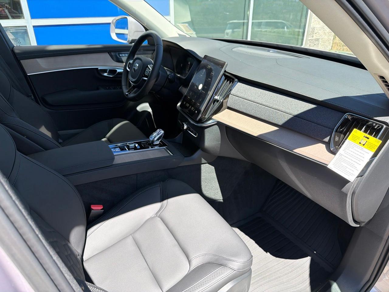 2026 Volvo XC90 B6 Plus 7-Seater Bend OR