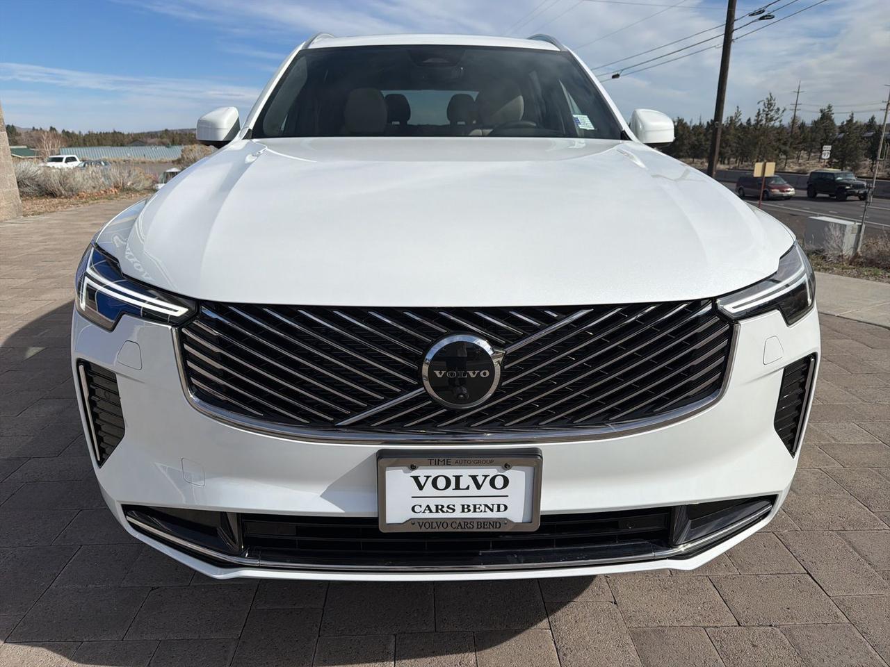 2026 Volvo XC90 B6 Plus 7-Seater Bend OR