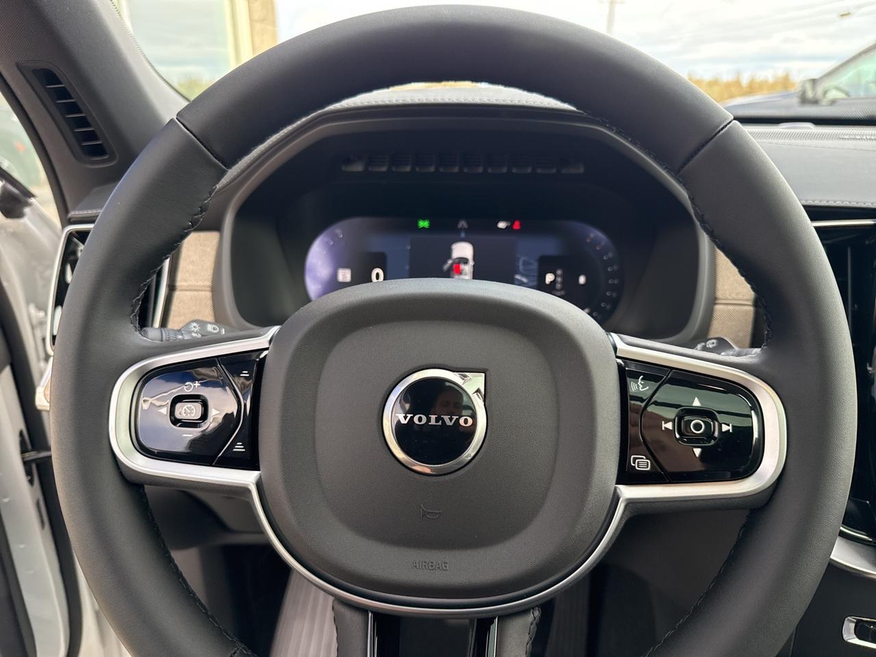 2026 Volvo XC90 B6 Plus 7-Seater Bend OR