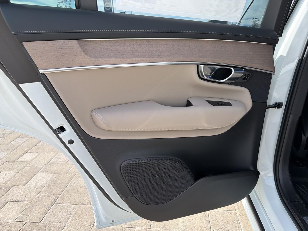 2026 Volvo XC90 B6 Plus 7-Seater Bend OR