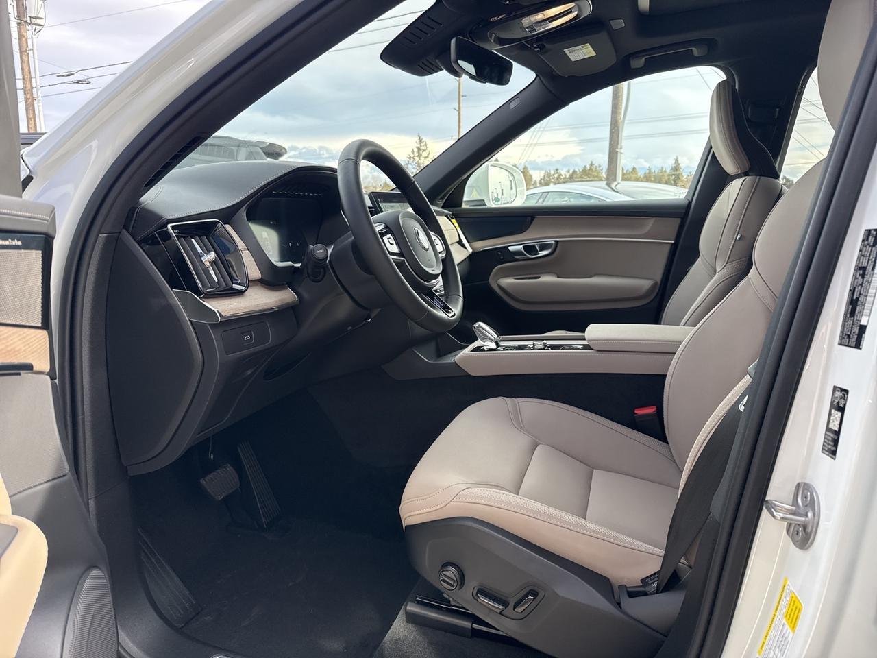 2026 Volvo XC90 B6 Plus 7-Seater Bend OR