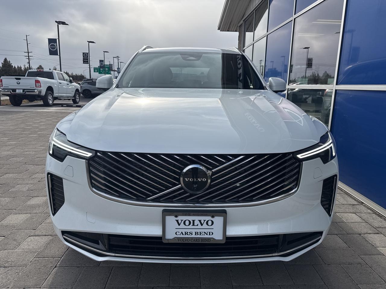 2026 Volvo XC90 B6 Plus 7-Seater Bend OR
