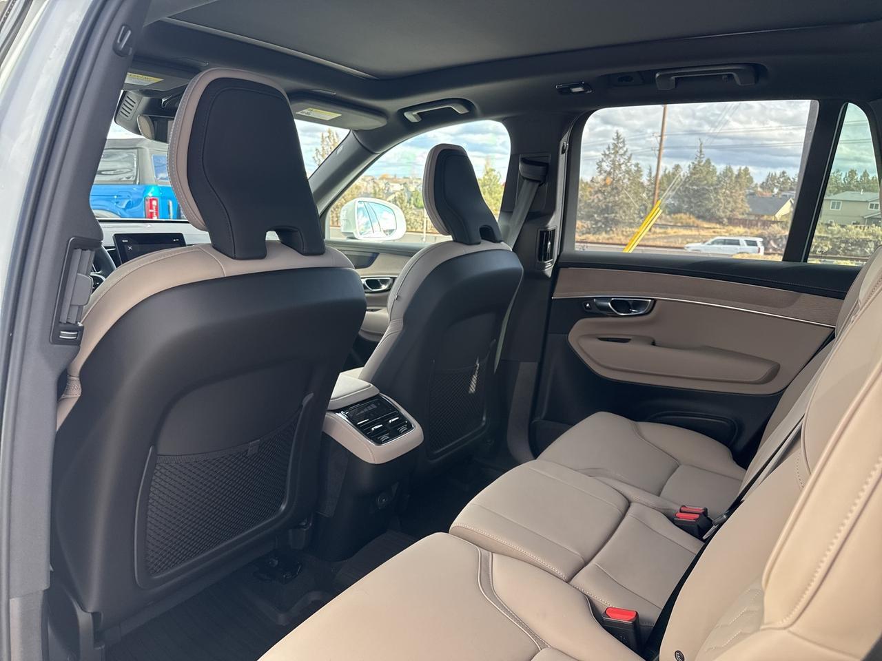2026 Volvo XC90 B6 Plus 7-Seater Bend OR