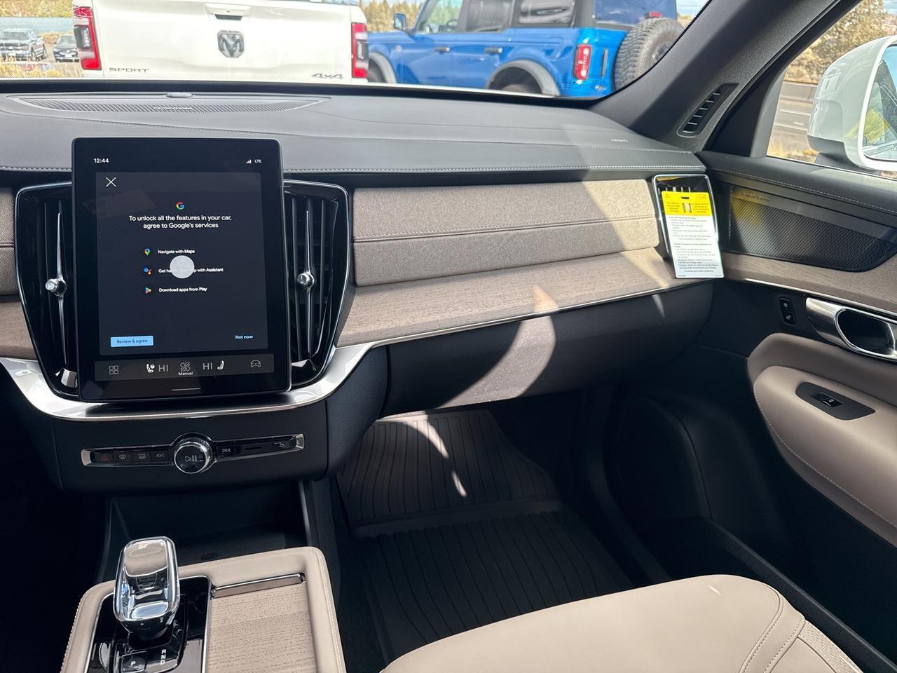 2026 Volvo XC90 B6 Plus 7-Seater Bend OR