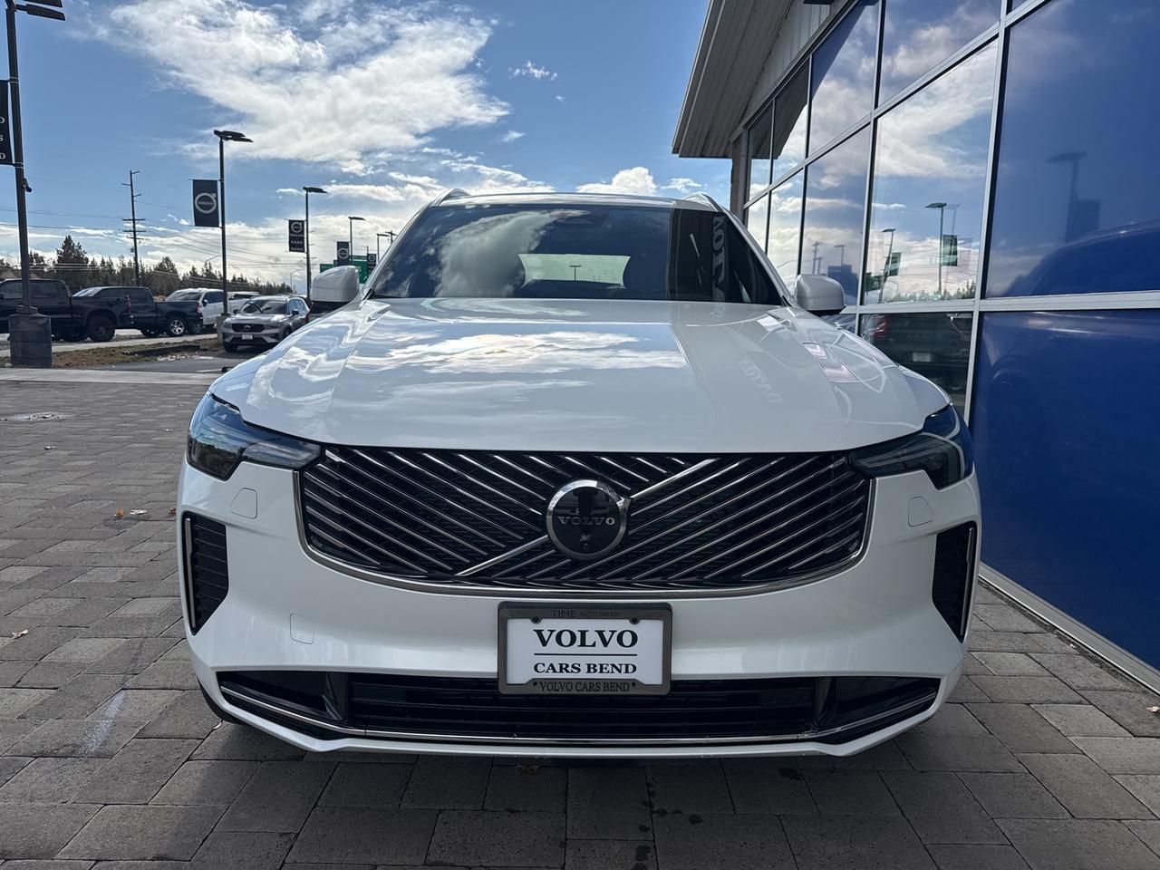 2026 Volvo XC90 B6 Plus 7-Seater Bend OR