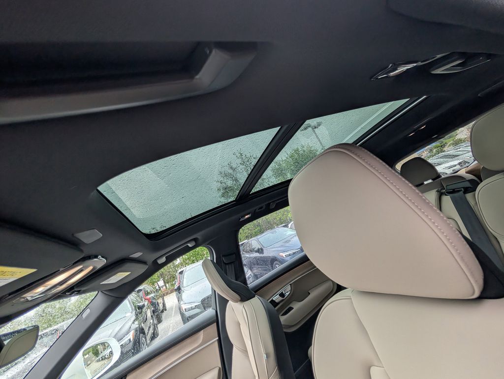 2026 Volvo XC90 B6 Plus 7-Seater Hunt Valley MD