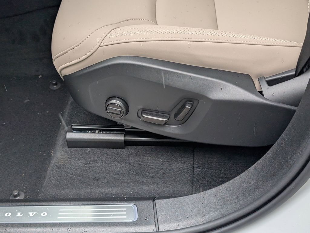 2026 Volvo XC90 B6 Plus 7-Seater Hunt Valley MD