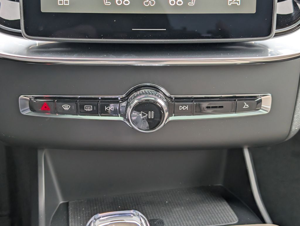 2026 Volvo XC90 B6 Plus 7-Seater Hunt Valley MD