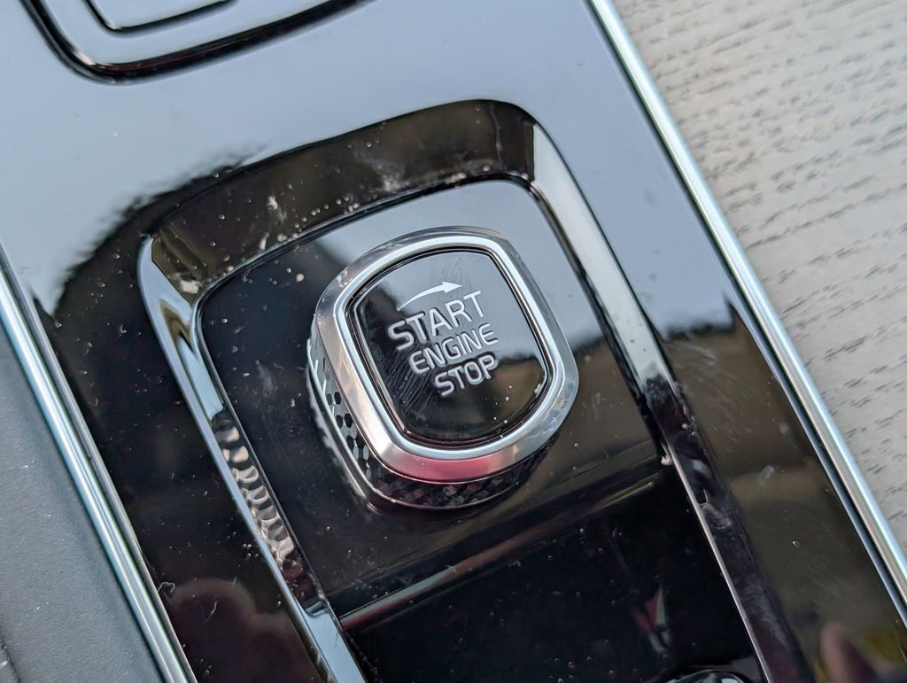 2026 Volvo XC90 B6 Plus 7-Seater Hunt Valley MD