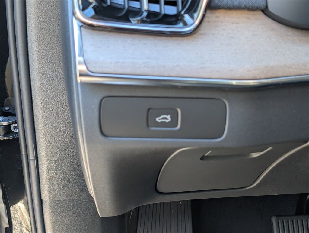 2026 Volvo XC90 B6 Plus 7-Seater Hunt Valley MD